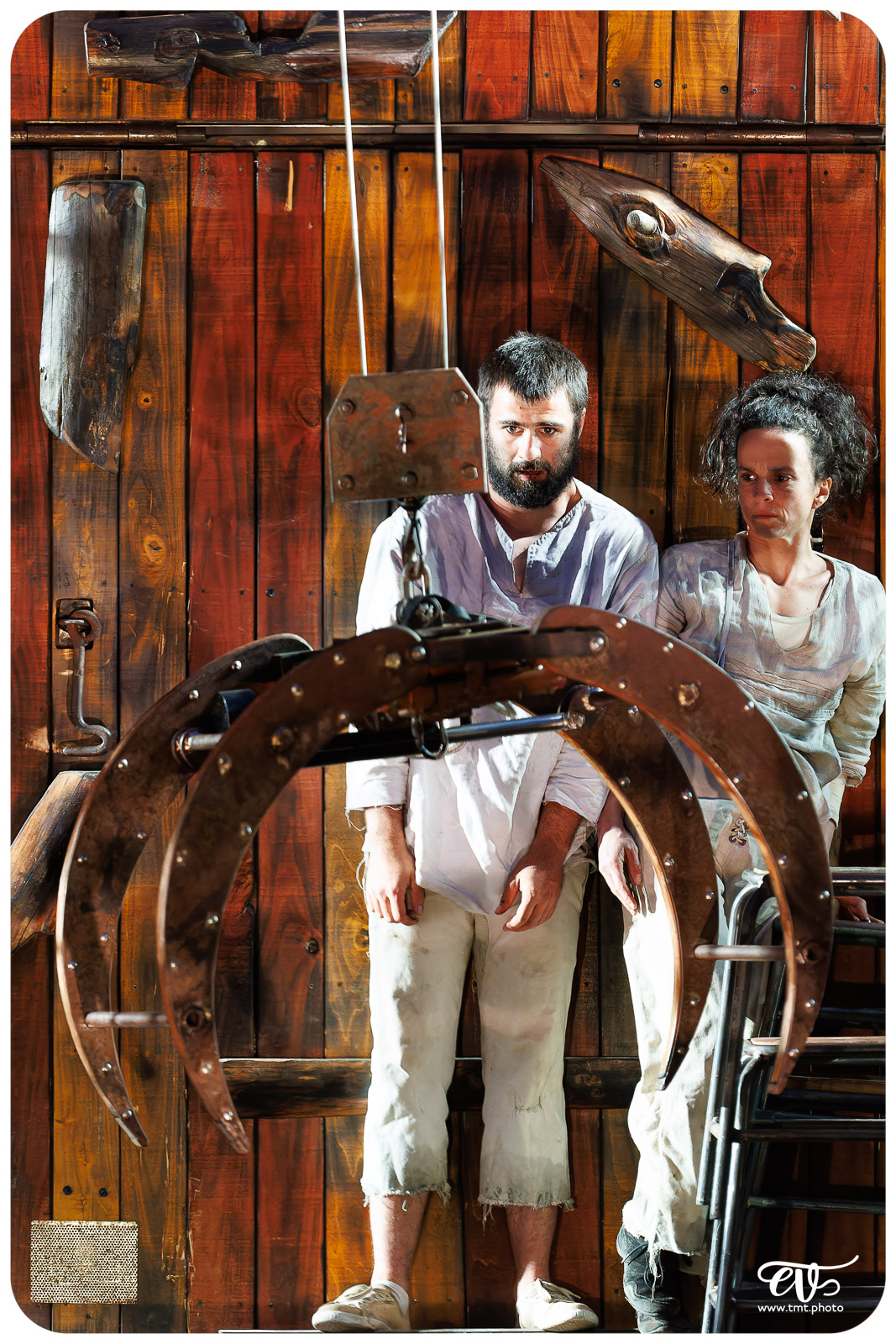 DE CHAIR ET D'ACIER (CIE 100 RACINES)